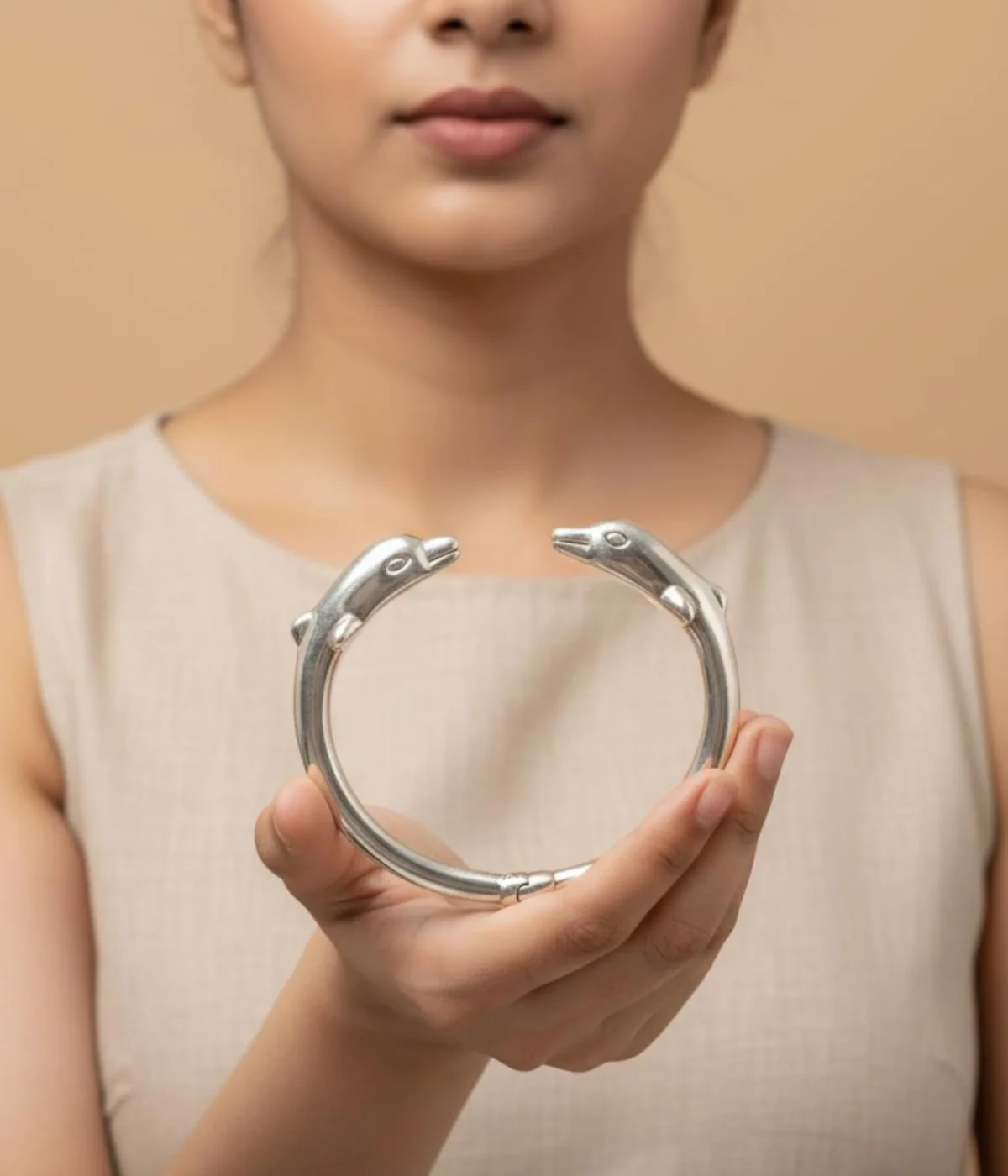 925 Sterling Silver Hinged Dolphin Head Cuff Bangle