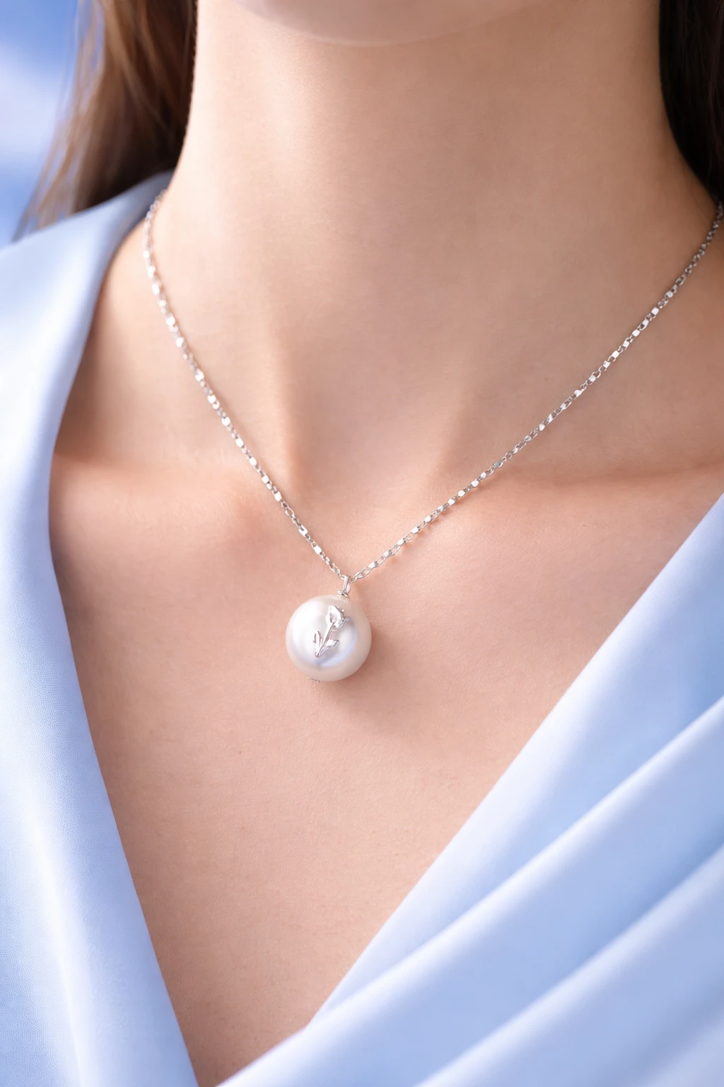 Silver Elegant Round Pearl Pendant Chain Necklace (A-114)