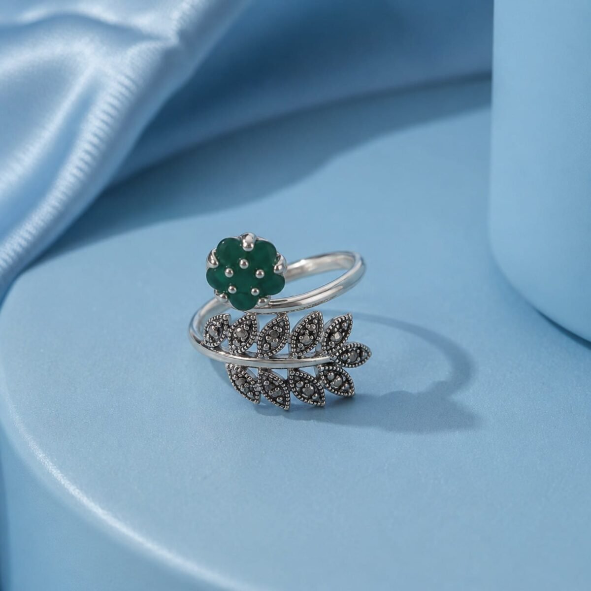 Elegant Emerald Green Floral Ring (A-229) - Image 2